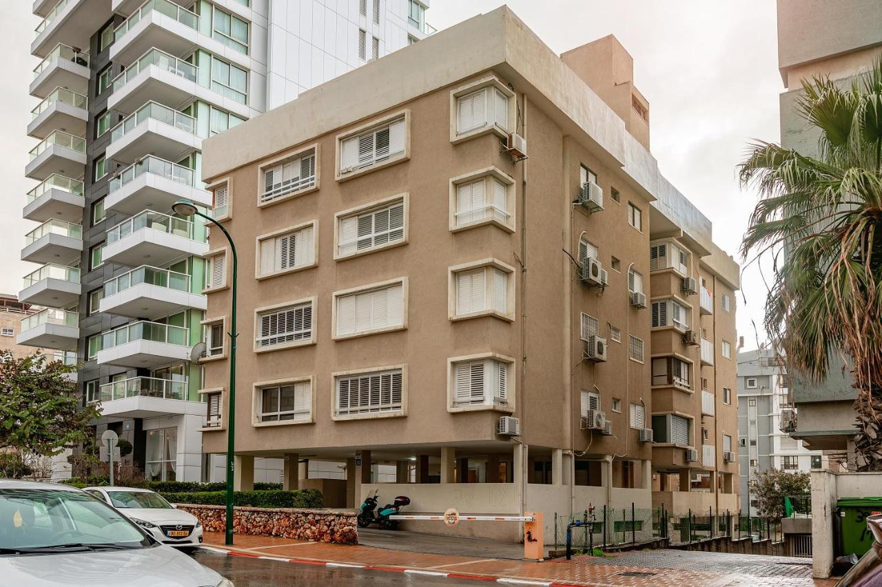 City Center Family Relax Apartment Netanja Exterior foto